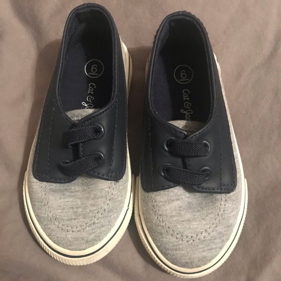 Boy tennis - Picture 1 of 2